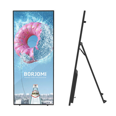 Qualité VETO 70 pouces résolution 4K affichage publicitaire LCD affichage numérique portable avec roues usine